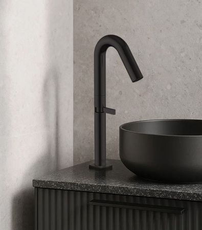 Смеситель для раковины Knotlor ELIXIR SS-31/BL на столешницу черный