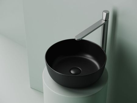 Раковина из сантехнического фарфора Ceramica Nova ELEMENT CN6073MB 40х40 накладная цвет черный без отверстий под смеситель