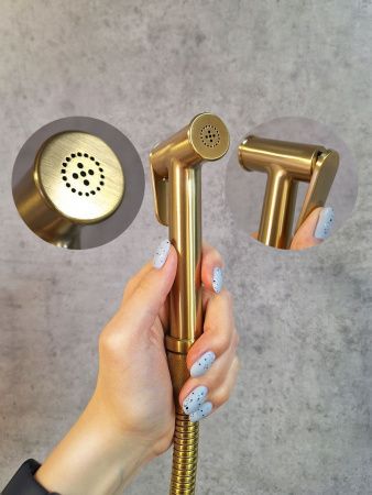 Гигиенический душ со смесителем AltroBagno BM AltroBagnoOggetto060403BG золото