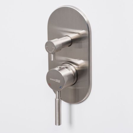 Смеситель для ванны и душа Wasserkraft Wern 4200 4241 встраиваемый в стену хром