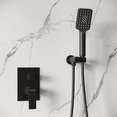 Душевая система Grossman Classic 501.K35.04.210 встраиваемая в стену цвет черный