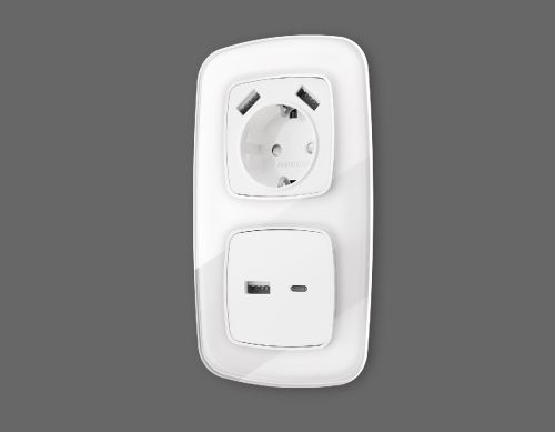 Лицевая панель для розетки с/з со шторками 2USB A+A Ambrella Volt Omega (Омега) OP1290 - фото 2