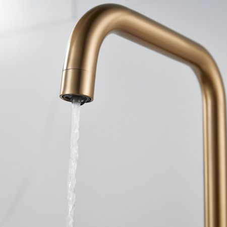 Смеситель для кухни Shevanik S228G на мойку золото