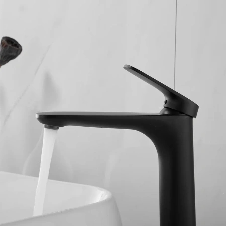 Смеситель для раковины Shevanik S8511H на столешницу черный