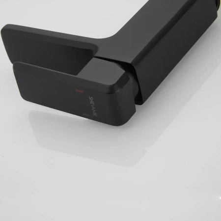 Смеситель Shevanik S8801H на раковину черный