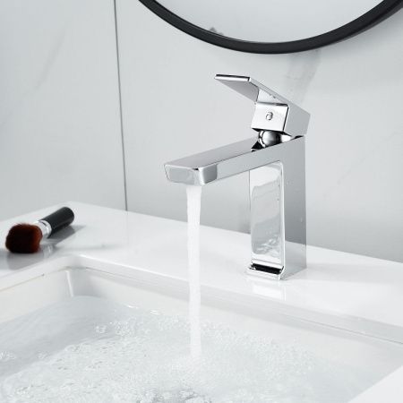 Смеситель Rose R1801-1 на раковину хром