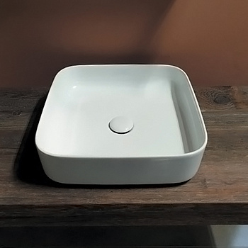 Раковина из сантехнического фарфора Kerasan Tribeca 460101 43х43 накладная цвет белый без отверстий под смеситель