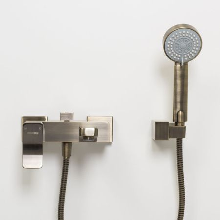 Смеситель для ванны Wasserkraft Exter 1600 1601 настенный бронза