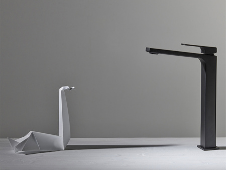 Смеситель Fima Carlo Frattini F3381/HNS на столешницу черный матовый