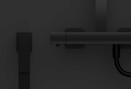 Душевая стойка Vincea Next VSFS-1N0TMB настенная цвет черный с термостатом