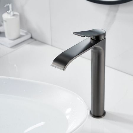 Смеситель для раковины Shevanik S4111T на столешницу оружейная сталь