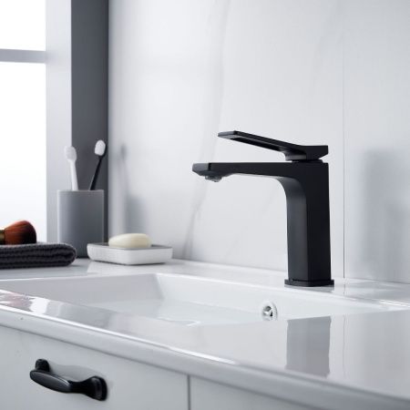 Смеситель Shevanik S4601H на раковину черный