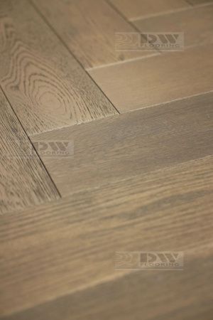 Инженерная доска DW Flooring DW-303U дуб толщина 1,4 см 23 класс 610x127