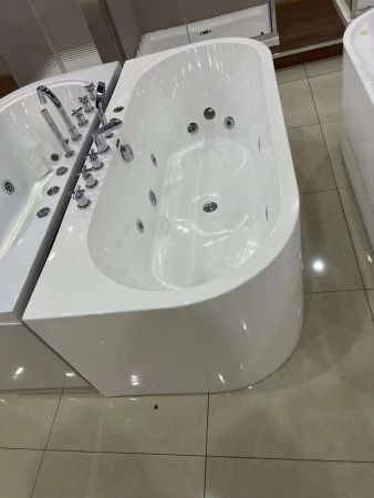 Ванна акриловая Frank 20151110 170х80 пристенная овальная с каркасом