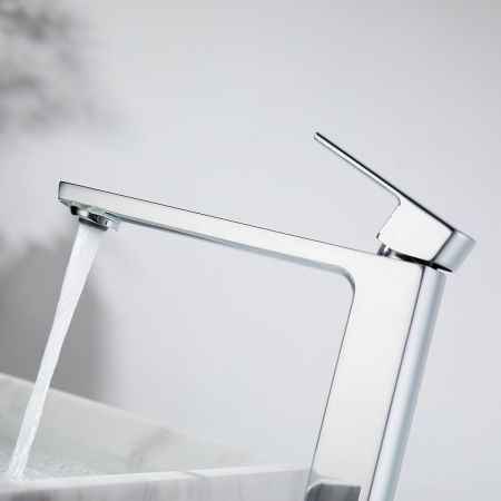 Смеситель для раковины Vincea Next VBF-1N2CH на столешницу хром