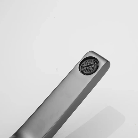 Смеситель для раковины Shevanik S8311T на столешницу оружейная сталь