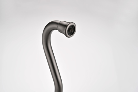 Смеситель для кухни Paulmark RETRO Re213226-GM на раковину воронёная сталь