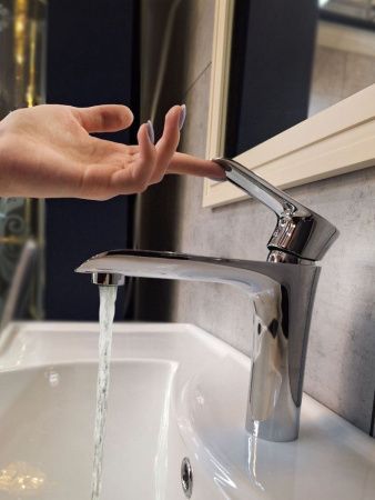 Смеситель AltroBagno Costanza AltroBagnoCostanza0133Cr на раковину хром