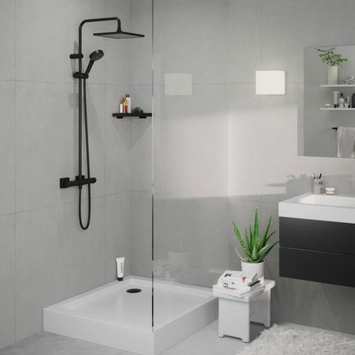 Душевая стойка Hansgrohe Vernis Shape Showerpipe 26429670 настенная цвет черный с термостатом - фото 2