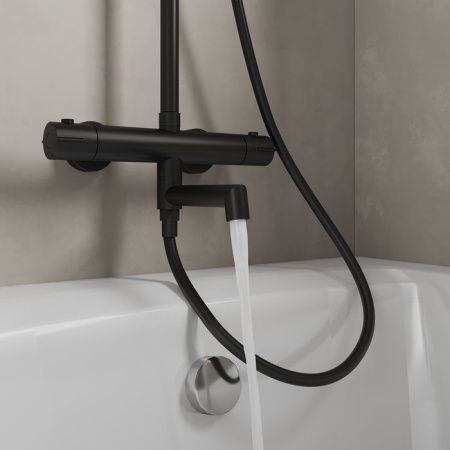 Душевая стойка Milardo Ideal Spa ILSBLTHM06 настенная цвет черный