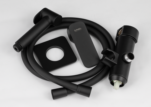 Гигиенический душ со смесителем Daniel TA645BP4DC15 черный матовый - фото 4