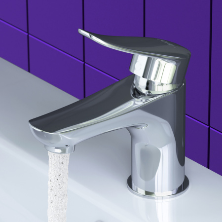 Смеситель Dorff Ultra D5002100 на раковину хром