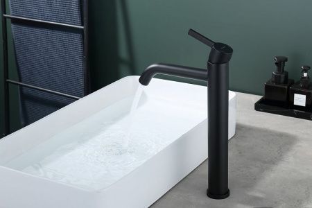 Смеситель для раковины Splenka S221 S221.15.06 на столешницу черный