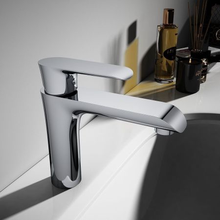 Смеситель Vincea Esse VBF-1E1CH на раковину хром