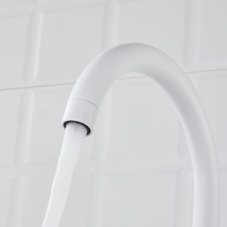 Смеситель для кухни Shevanik S428C на мойку белый