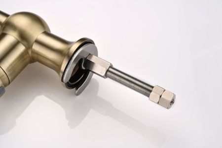 Смеситель для кухни Paulmark RETRO Re213226-BR на мойку бронза