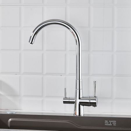 Смеситель для кухни Shevanik S428 на мойку хром