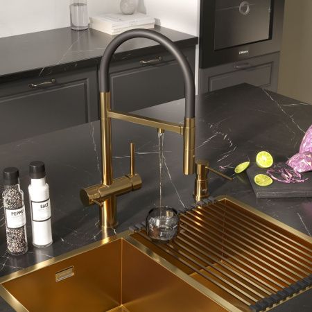 Смеситель для кухни Reflexion Lago RX9901GD на мойку золото