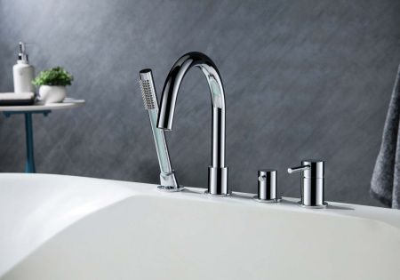 Смеситель Aquatek ЕВРОПА AQ1348CR на борт ванны хром