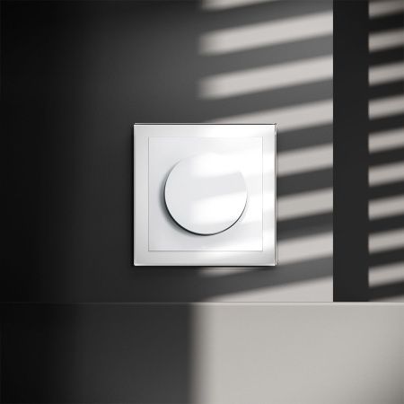 Светорегулятор VOLTUM S70 VLS070301