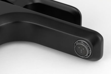 Смеситель Daniel Tiara TA606N15 на раковину черный