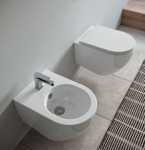 Унитаз подвесной Hidra Tour TUWR30SET/001 цвет белый глянцевый с сиденьем микролифт безободковый - фото 3