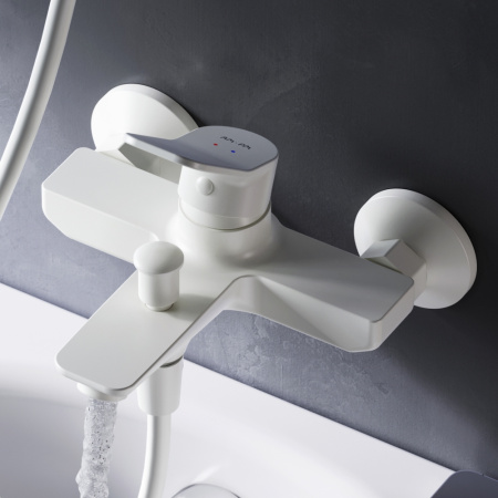 Смеситель для ванны и душа Am.Pm X-Joy F85A10033 настенный белый без термостата