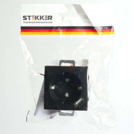 Розетка 1-местная с/з с защитной шторкой и USB Stekker Эрна 49155