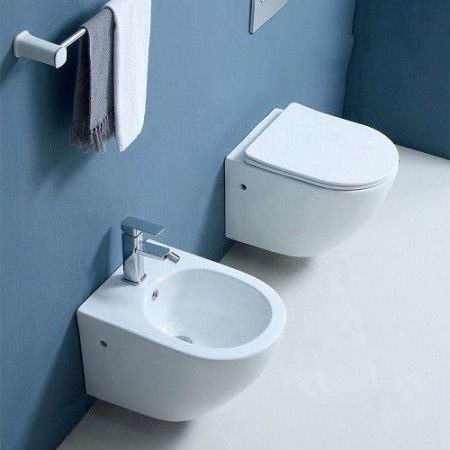 Унитаз подвесной CeramaLux 2196-1 белый с сиденьем микролифт безободковый каскадный смыв