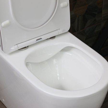 Унитаз напольный с бачком Melana MLN-310308 белый с сиденьем микролифт безободковый