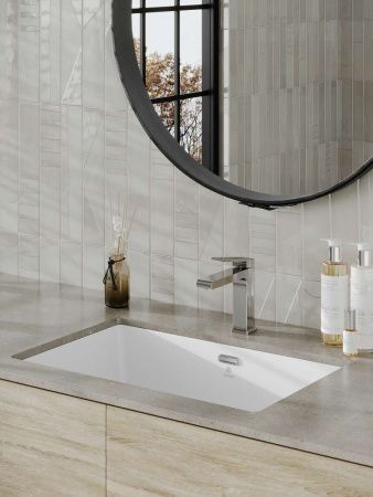 Раковина из сантехнического фарфора Orange B02-600W 60х40 встраиваемая цвет белый