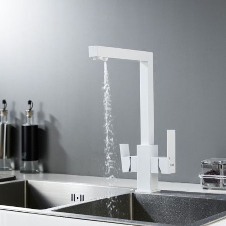 Смеситель для кухни Shevanik S148C на мойку белый