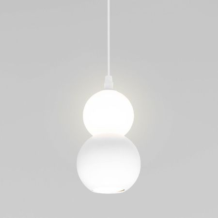 Светильник подвесной Eurosvet Polar (Полар) 50250/1 LED белый