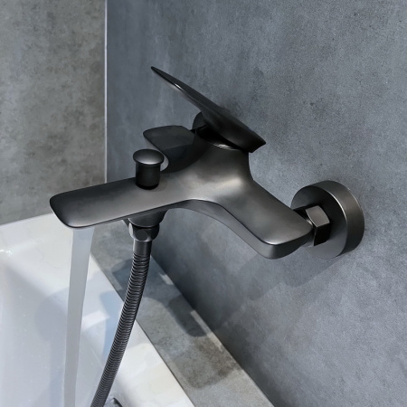 Смеситель для ванны Bond Cube B03-3188 настенный черный матовый