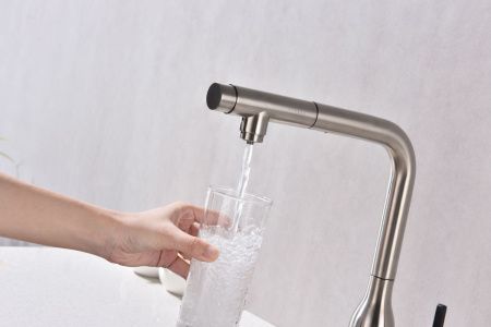 Смеситель для кухни Paulmark VIPER Vi213105-BS на мойку никель