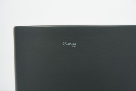 Раковина из сантехнического фарфора Galassia Core 7305NEMT 40х40 напольная цвет черный