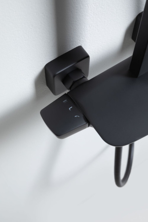 Душевая стойка Allen Brau Infinity 5.21030-31 настенная цвет черный