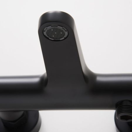 Смеситель для ванны и душа Wasserkraft Elbe 7400 7411 Thermo настенный черный с термостатом