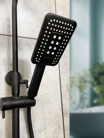 Душевая стойка AltroBagno Lamberto AltroBagnoLamberto030103MB настенная цвет черный