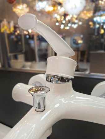 Смеситель для ванны AltroBagno Beatrice AltroBagnoBeatrice0206Bi настенный белый